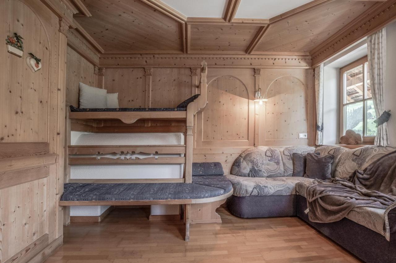 Apartment Dolomites Nest ซานมาร์ตีโน อิน บาร์เดีย ภายนอก รูปภาพ