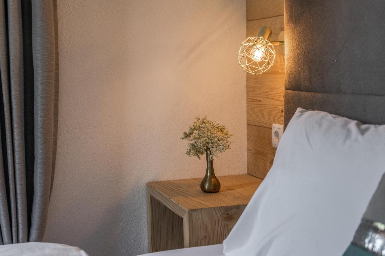 Apartment Dolomites Nest ซานมาร์ตีโน อิน บาร์เดีย ภายนอก รูปภาพ